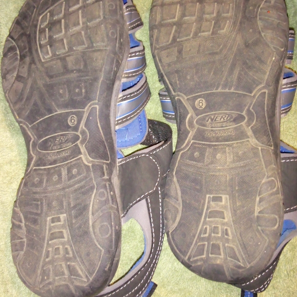 Nerf sandals - Picture 2 of 4